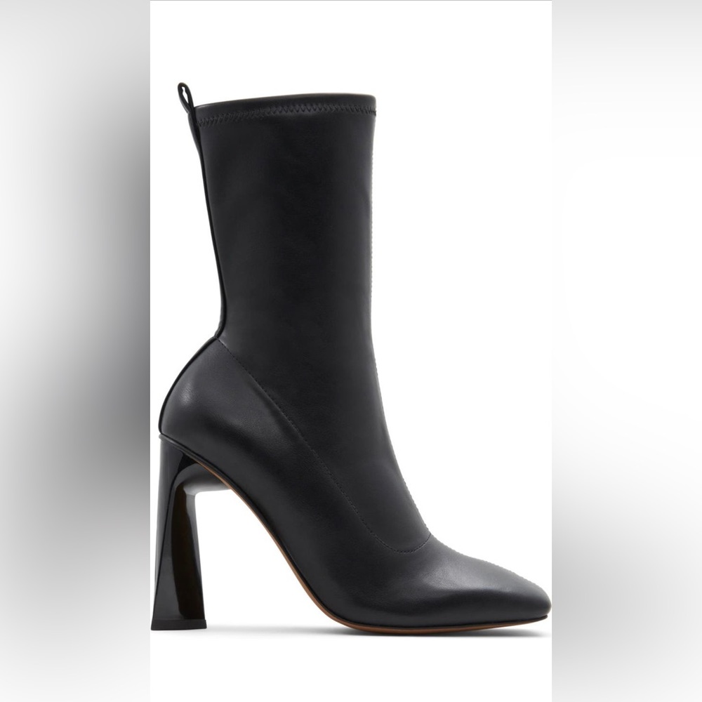 CALL IT SPRING Ceciliaa Sock Boot (8.5)